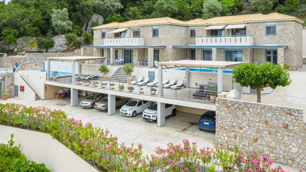 Thealos Village Aparthotel Lefkada Лигия Екстериор снимка