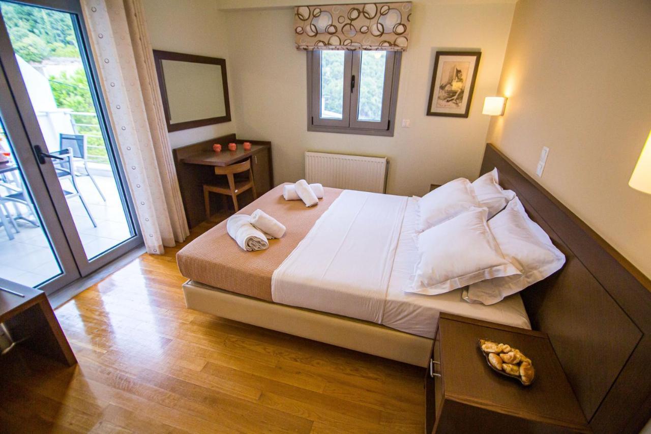 Thealos Village Aparthotel Lefkada Лигия Екстериор снимка