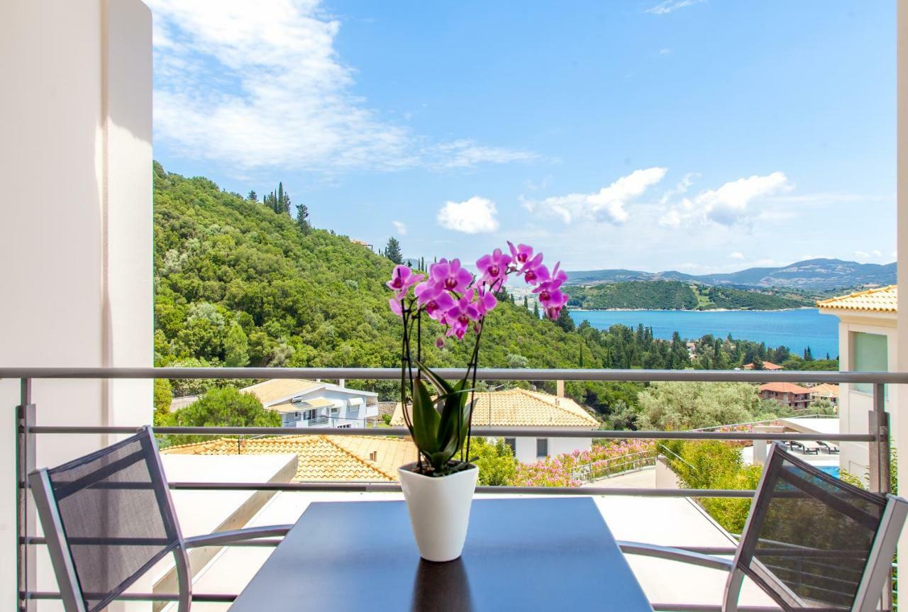 Thealos Village Aparthotel Lefkada Лигия Екстериор снимка