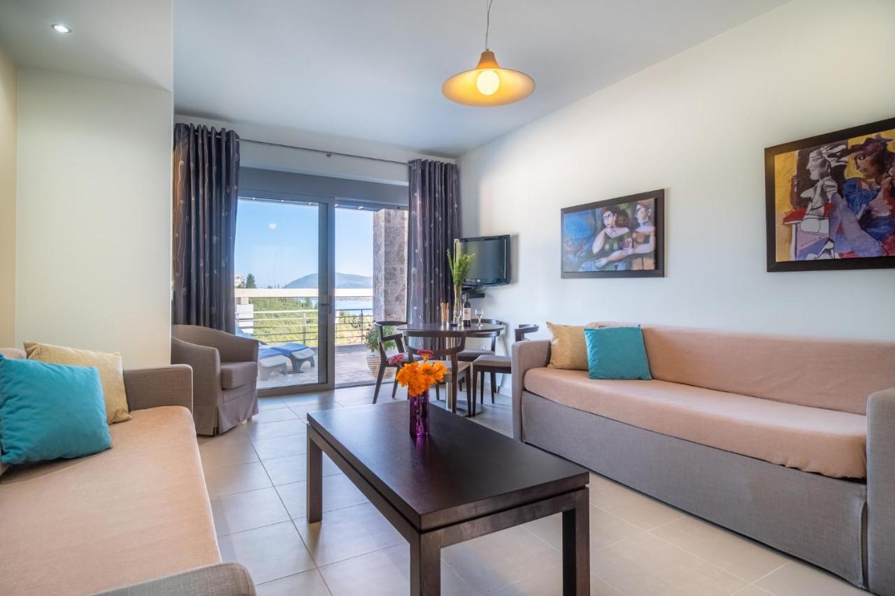 Thealos Village Aparthotel Lefkada Лигия Екстериор снимка